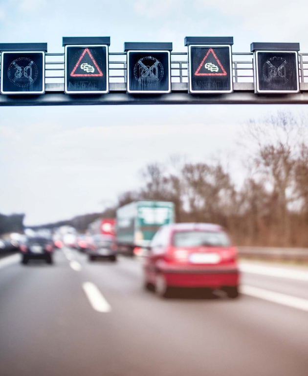 Die Zukunftsstadt | wie wir schnell und sicher ans Ziel kommen The city of the future | how we can reach our destinations quckly and safely